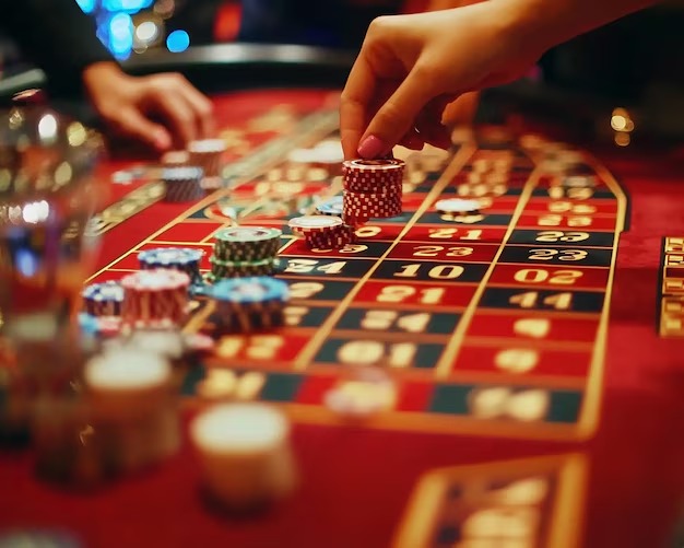 eternum app showing MSC roulette table with camera angle selector and betting interface